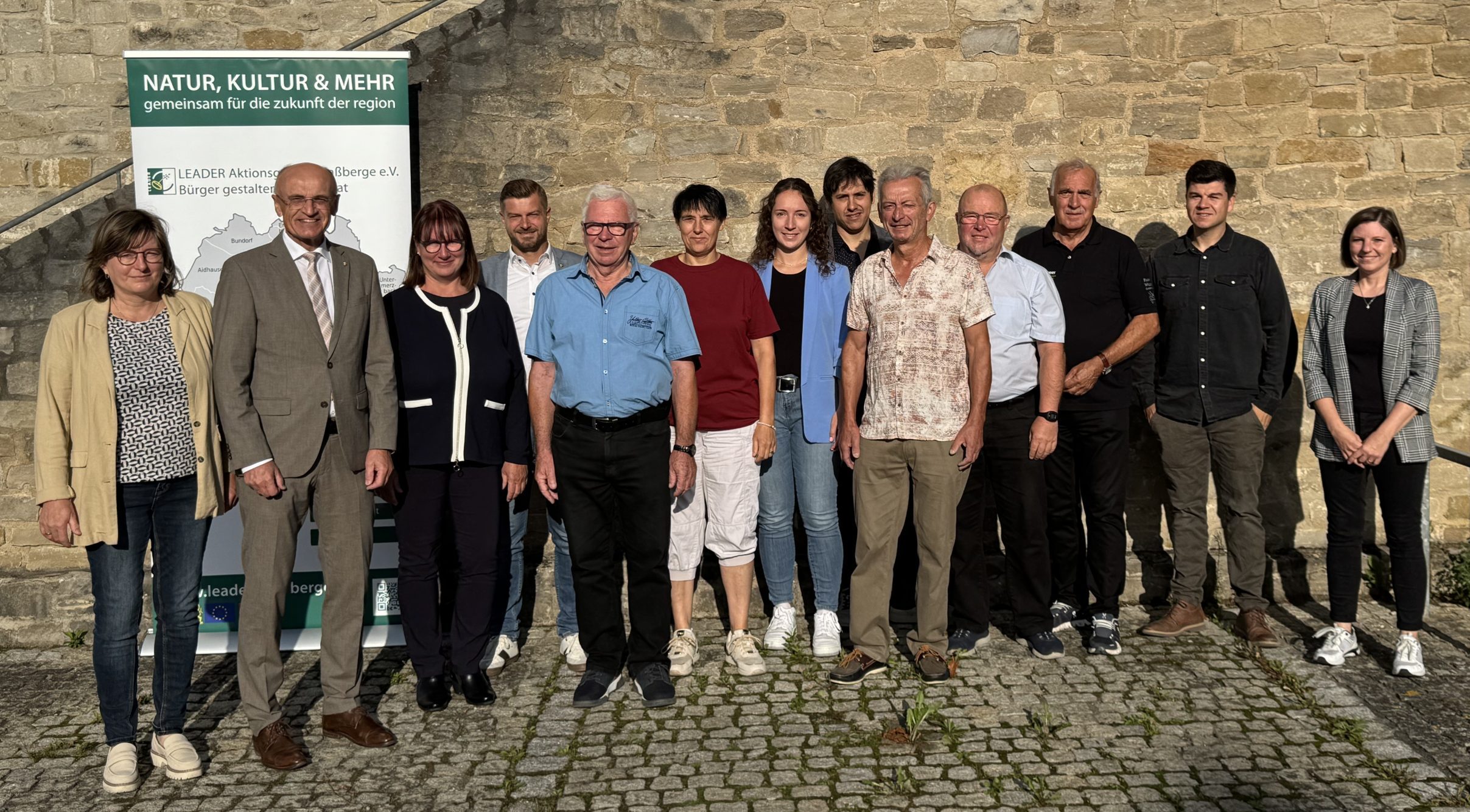 Die Projektträger mit Landrat Schneider und dem Team der LAG Haßberge e.V.